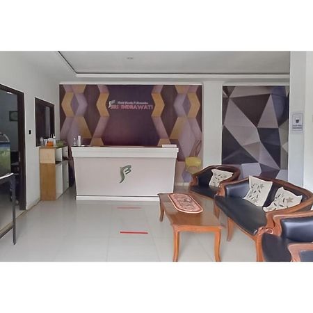 Hotel Sri Indrawati Puncak Mitra Reddoorz Bogor Exterior foto